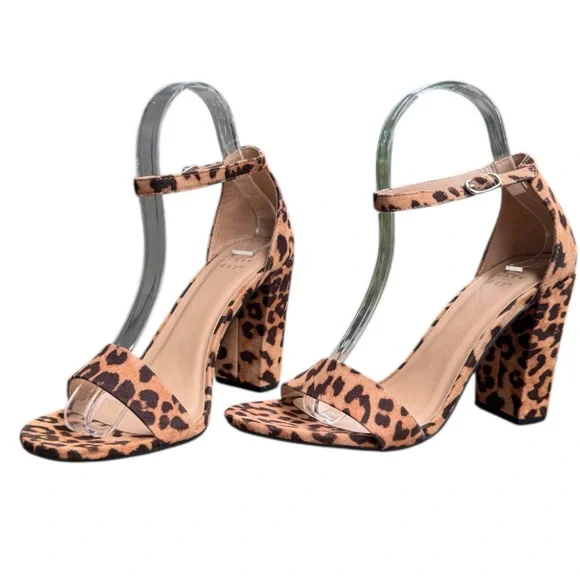 NWOT A New Day “Ema” Women’s Leopard Print 3.75” Block Heel W/Ankle Strap Size 7 - Picture 2 of 10
